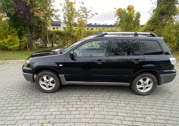 Mitsubishi Outlander cena 5900 przebieg: 360000, rok produkcji 2003 z Szczecin małe 466